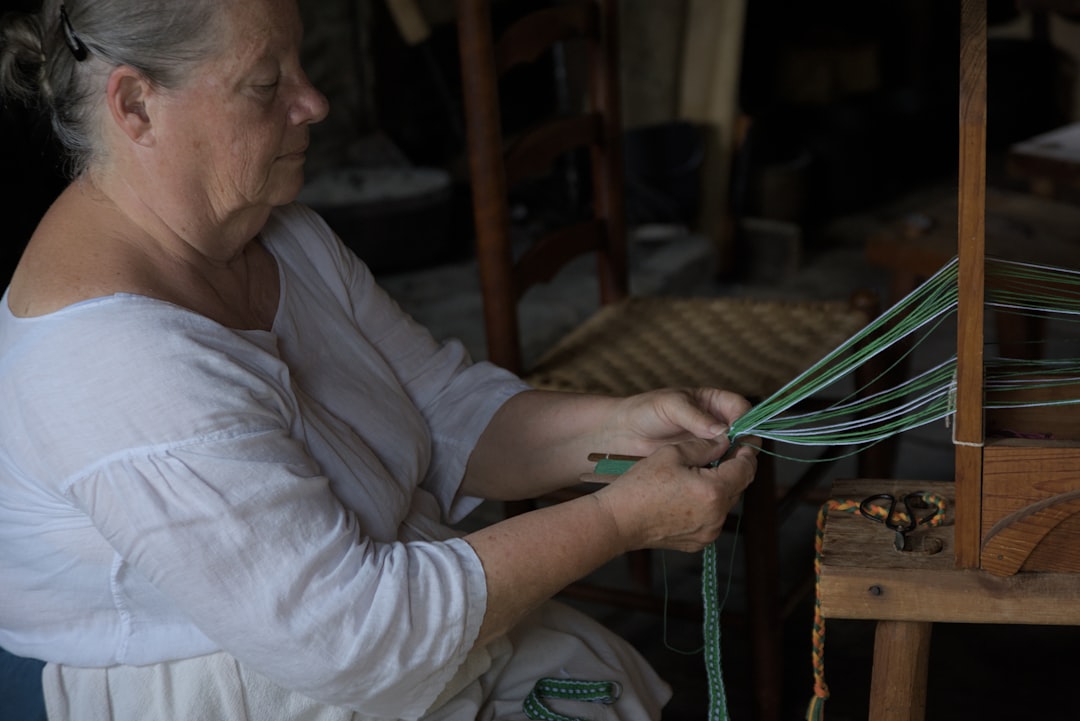 hand weaving loom